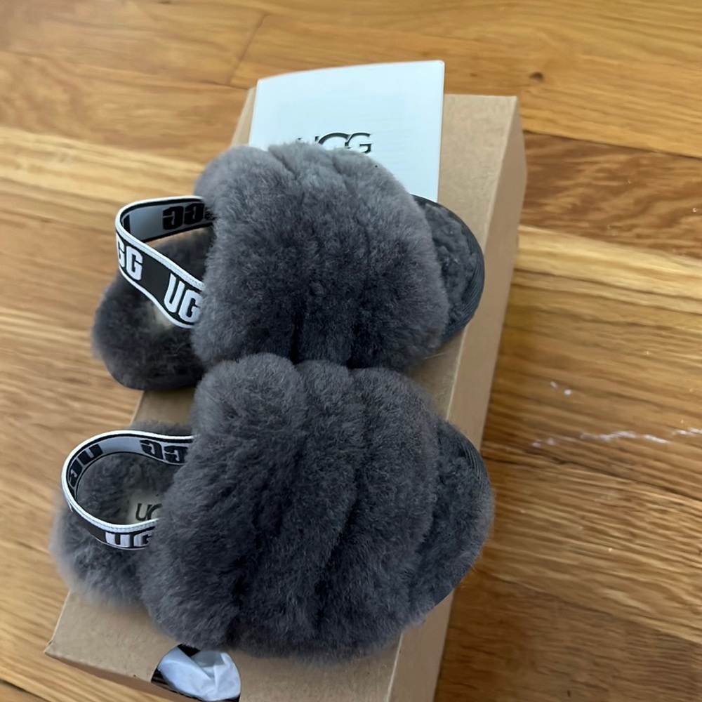 Brand New Ugg T Fluff Yeah Slide